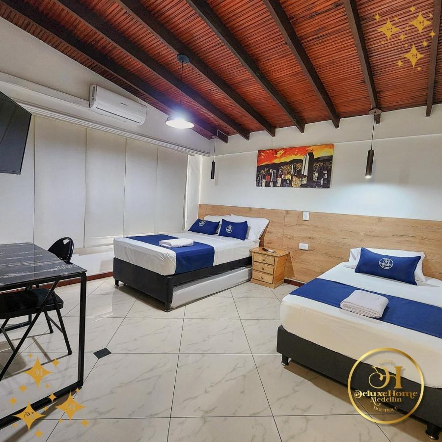 Hotel Boutique Deluxe Home Medellin Bagian luar foto