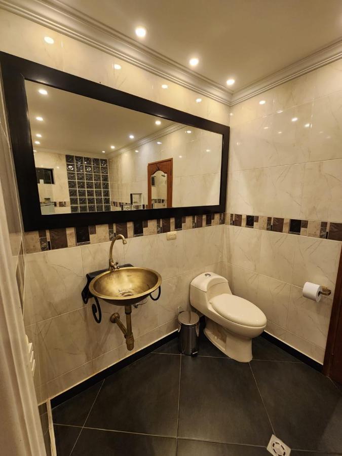 Hotel Boutique Deluxe Home Medellin Bagian luar foto