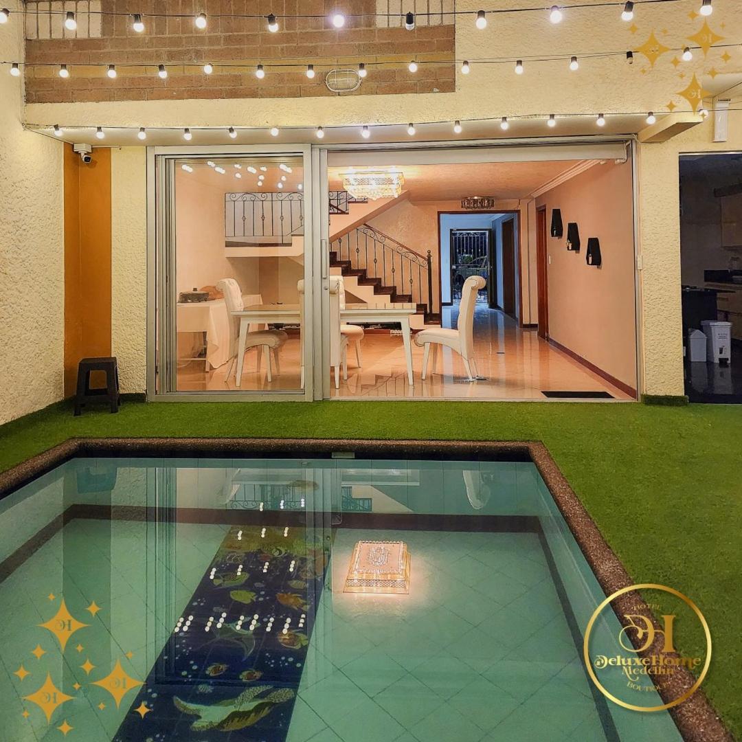 Hotel Boutique Deluxe Home Medellin Bagian luar foto